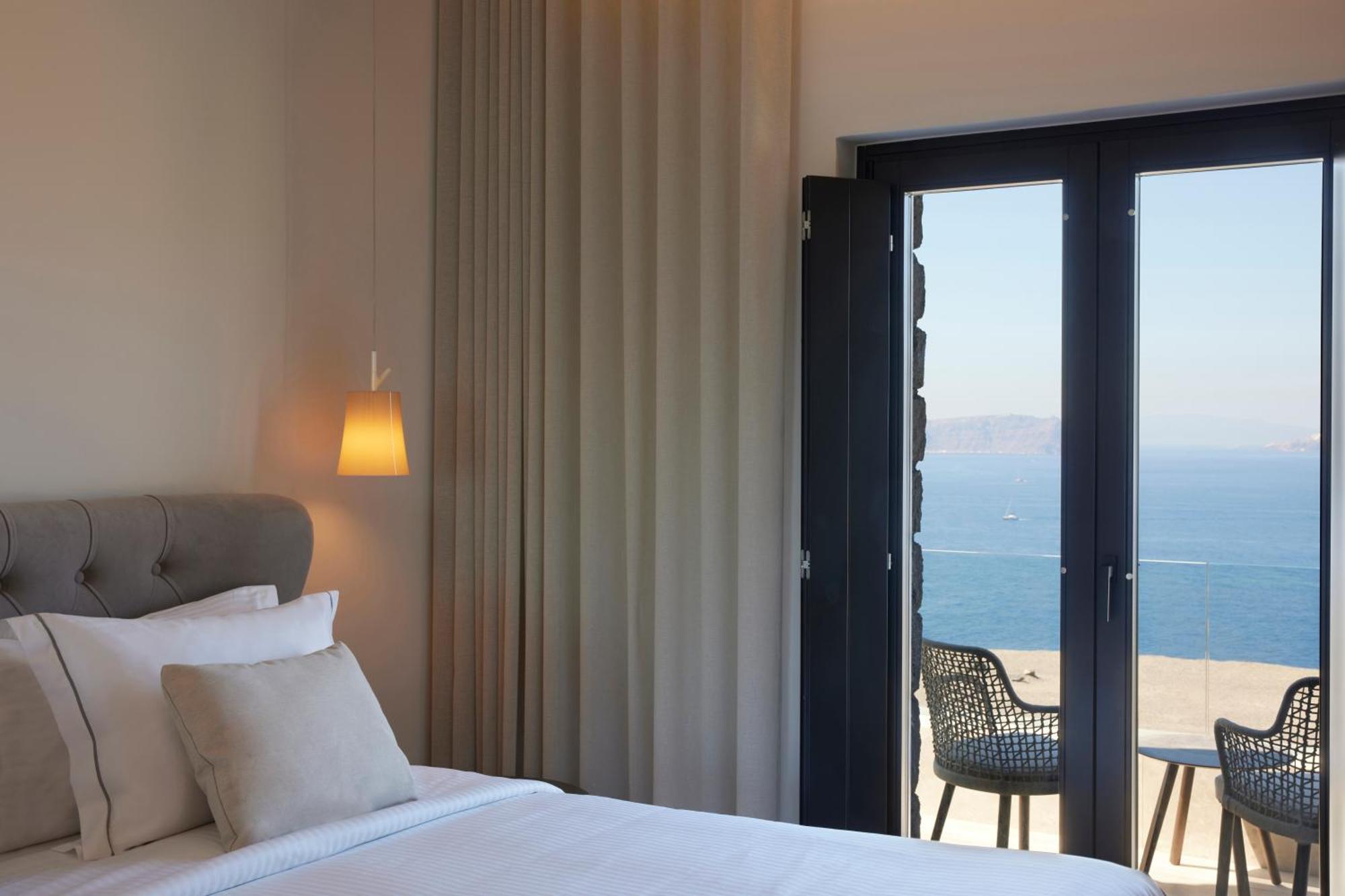 Aernia Suites & Art Akrotírion Esterno foto